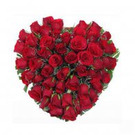 50 Red Roses Heart