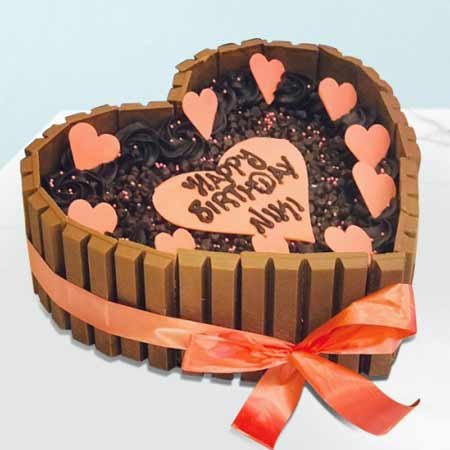 KitKat Heart Shape Cake