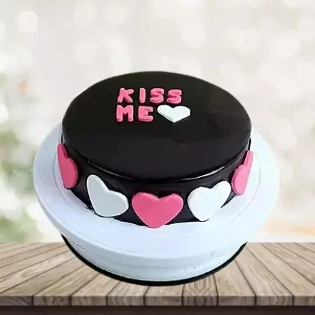 Kiss Me Cake